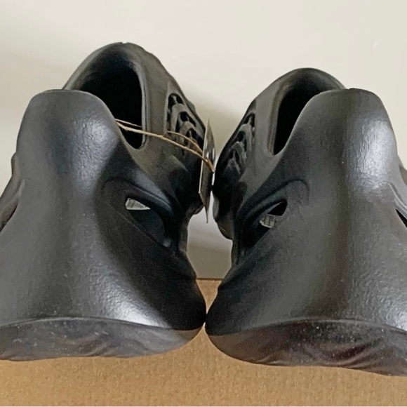 Yeezy ❌SOLD🎁Foam Runner Adidas NEW M size 11 - Picture 9 of 9